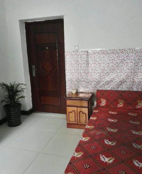 南康新村 1室1厅1卫 男女不限