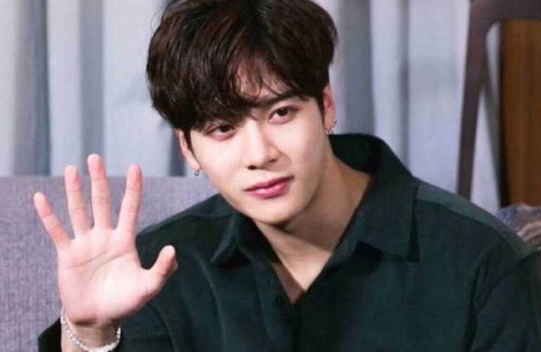 宝藏男孩王嘉尔,出道七年,他还是曾经的那个少年