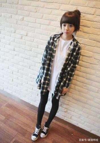 还记得曾经的网红一姐"恩典"吗?27岁近照曝光,美到认