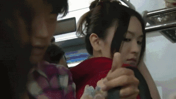 在日本也有一位像董力一样的高颜值的超级奶爸!