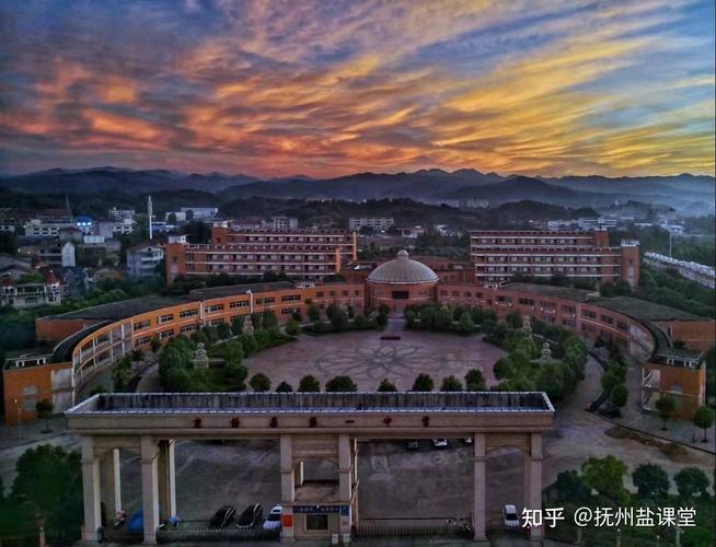 宜黄一中20192021中考录取分数线分析