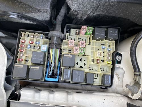 0手动福克斯,踩离合传出意外声响,还吹极致操控?