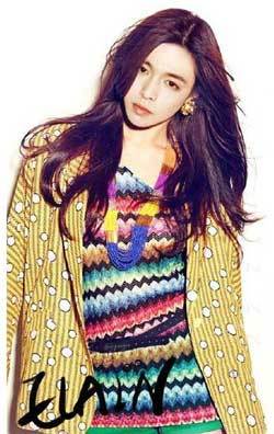 张艺兴在《极限挑战》里扮女装上瘾了?