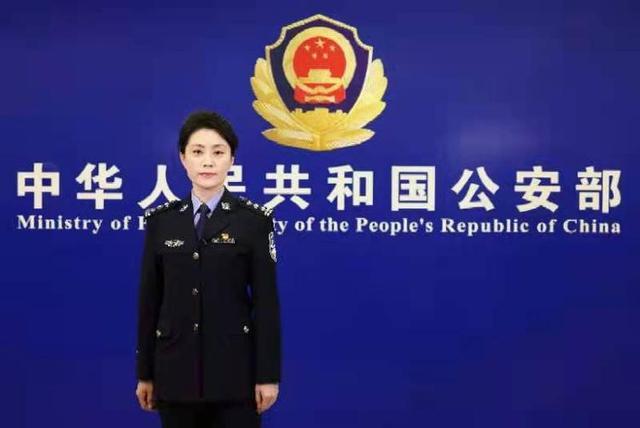 公安部新闻发言人李蓓表示,随着春节假期的结束,全国各地大中小学陆续