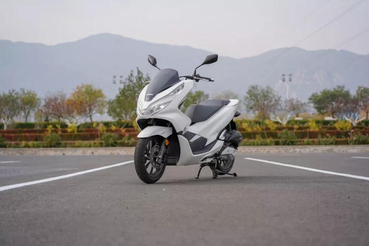 pcx150怎么样越本pcx