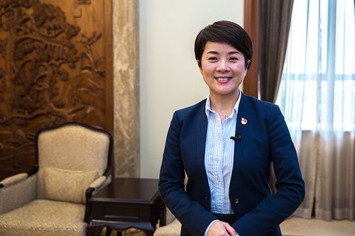 领航新征程|十九大代表印海蓉走进边防总队,深情朗诵诗歌