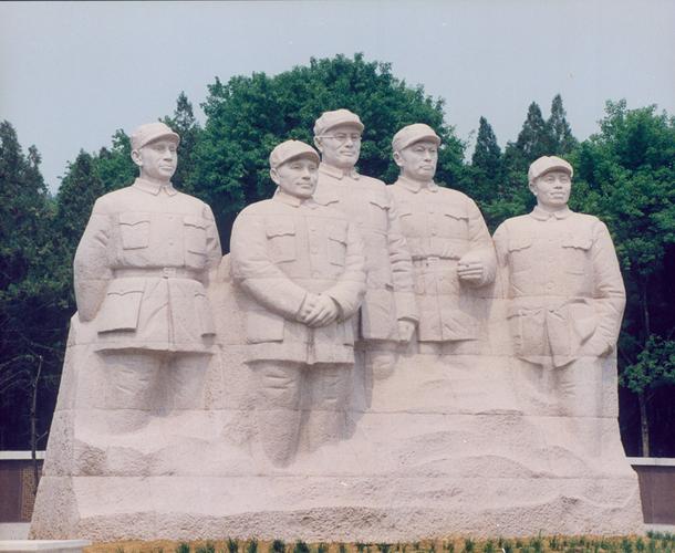 淮海战役总前委群雕