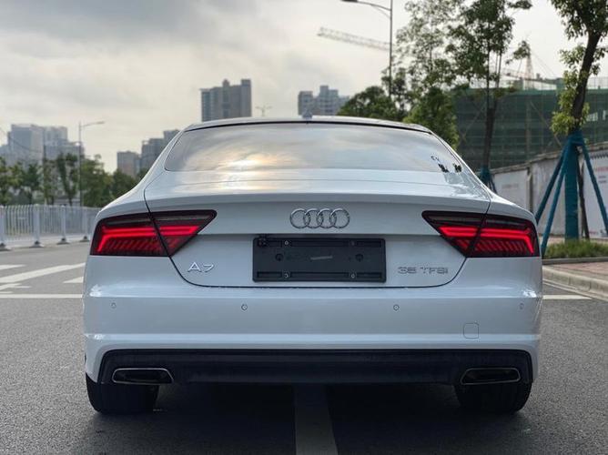【长沙】2018年5月 奥迪 奥迪a7 2018款 35 tfsi 时尚型 自动档