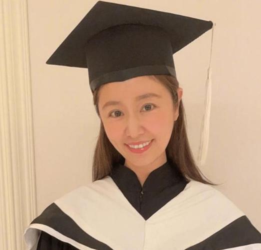 59岁重返校园读硕士,傅娟还成了林心如的师妹,给女儿做了好榜样