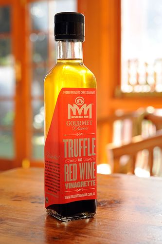 truffled red wine vinagrette (250ml)