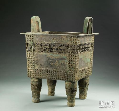 当青铜杜岭方鼎遇上电影金鸡百花——历史之眼映瞰繁华今朝