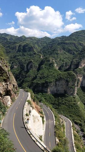 北京最美山路 一 红井路
