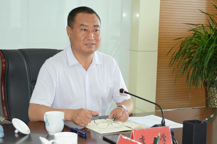 副总会计师李胜利,团委副书记赵英哲等八名领导干部围绕学习心得体会
