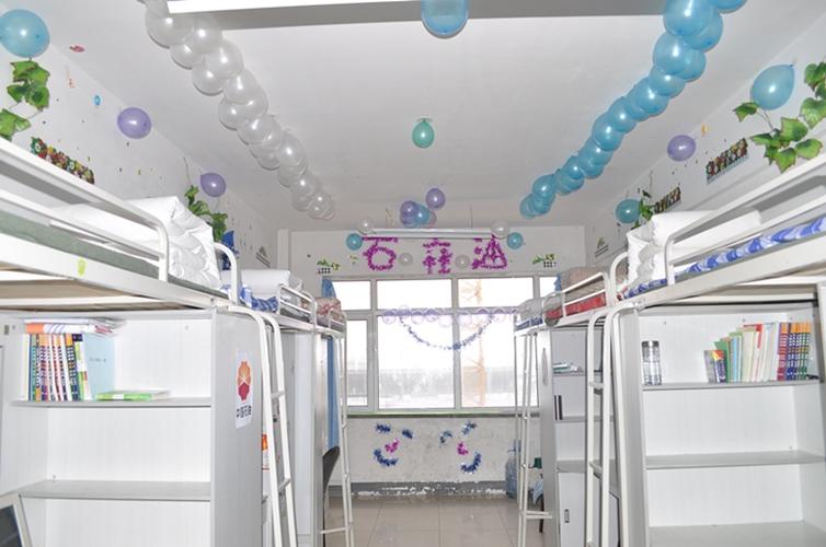 哈尔滨石油学院
