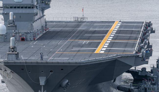 英媒:日本出云号直升机航母完成甲板改造!为搭载f-35b