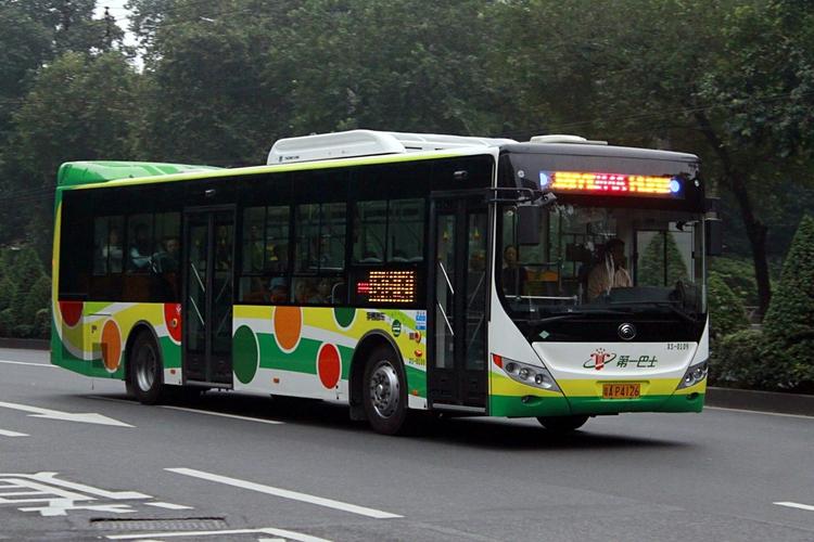 标题:新穗巴士,新的开始.宇通插电v面上线