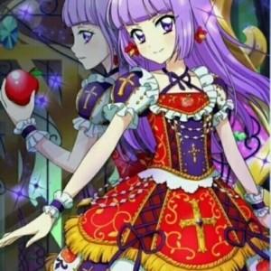 我是偶像活动的粉丝,我很喜欢冰上堇