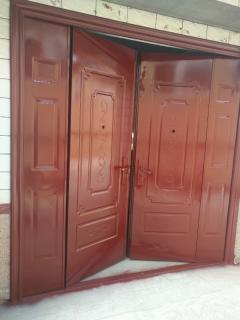 专业上门车辆大门喷漆