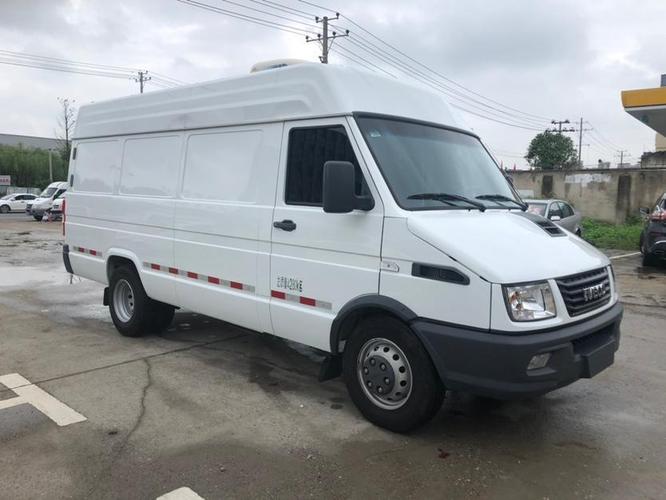 【长沙】2019年8月 依维柯 得意 2020款 2.