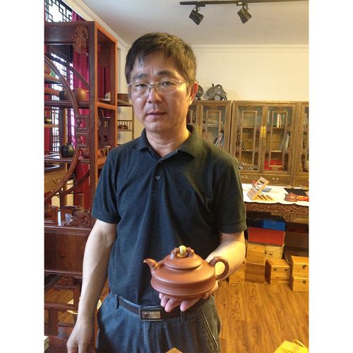 江苏省工艺美术大师 工艺美术师陈富强【逍遥竹】专注