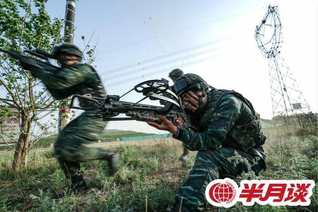 武警北京总队机动一支队官兵组织特战突击课目训练