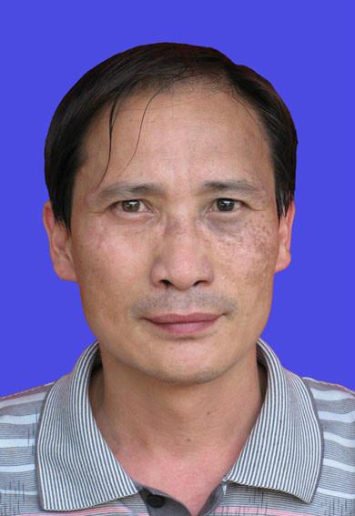 男,1972年2月出生,汉族,陆川良田人,现任滩面镇党委委员,纪委书记