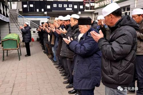 全世界穆斯林的葬礼,都要经过下列的程序,一样也不可以省略的.