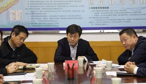 李哲在北相镇小城镇建设一线现场办公