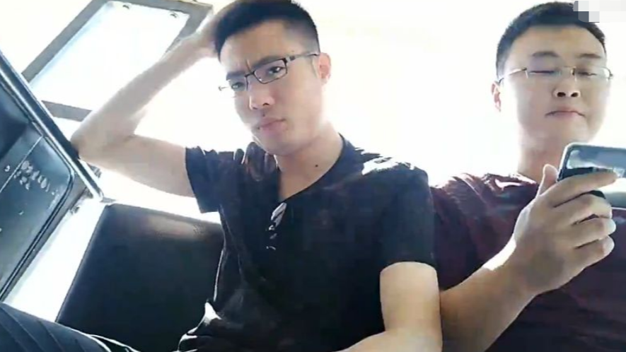 自己都夸自己啊  04:11  来源:爱奇艺-芜湖大司马直播看自己鬼畜视频