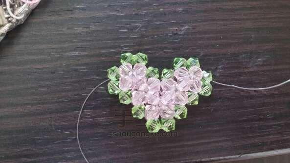 简单爱心串珠教程