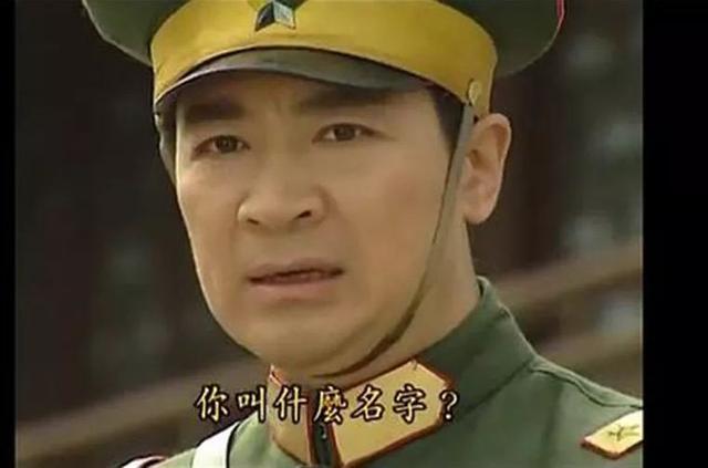 情深深雨蒙蒙:陆振华在文佩与雪姨之间,原来做了这样的选择!