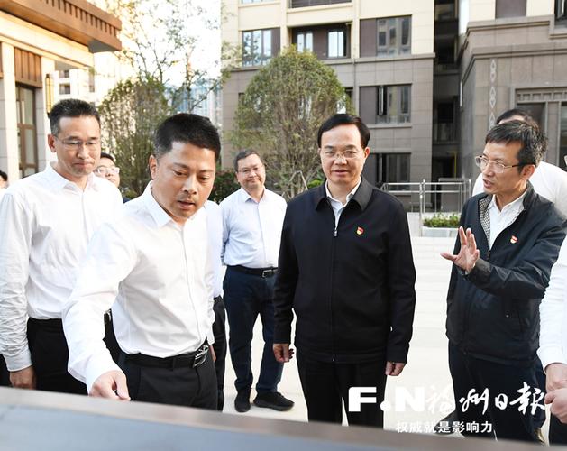 覃作权/文 叶义斌/摄)5日,省委常委,市委书记林宝金深入晋安区,台江区