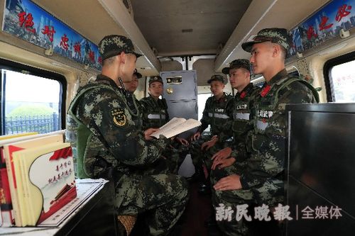 陆家嘴金融中心的守护者:武警上海总队执勤二