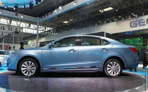 长安首款b级车---睿骋 上市在即