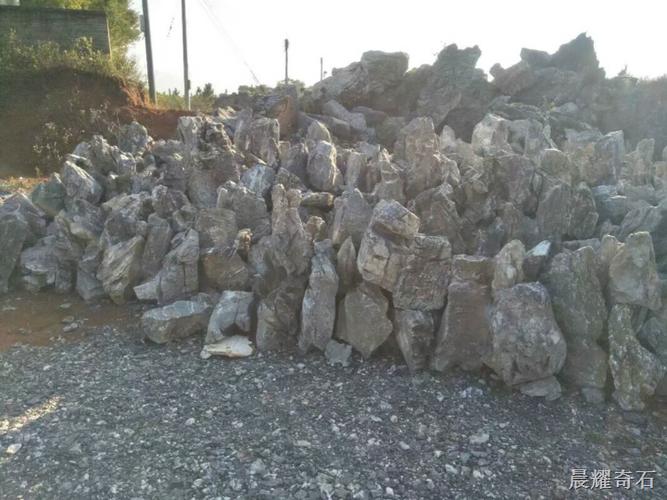 广西英石峰石厂家直销英石多少钱一吨