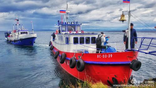 转小轮船参观贝加尔湖博物馆及贝加尔湖周边景区
