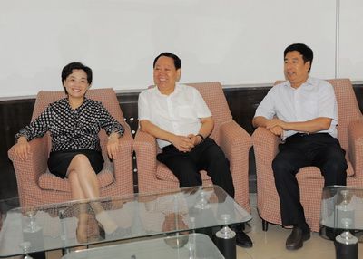 省委省政府对学校领导班子做出调整 贾锁堂就任校长