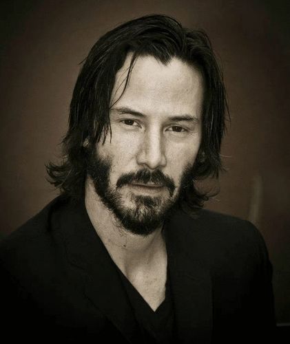 王力宏直播首秀人气火爆网友认成基努里维斯剃须前后判若两人