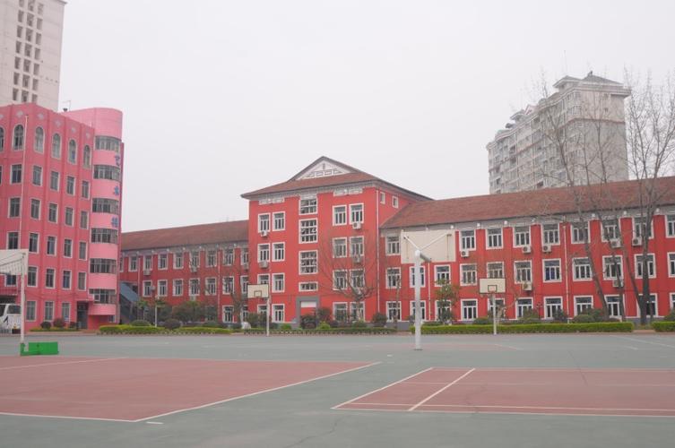 武汉育才美术高级中学