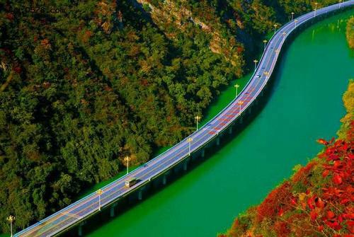 最美的风景在路上带你游湖北醉美的水上公路兴县古昭高速