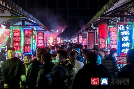 日照大学城夜市归来烟火升腾图集