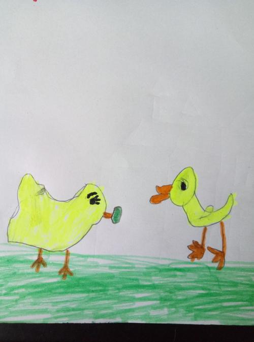 小朋友们画的小公鸡和小鸭子