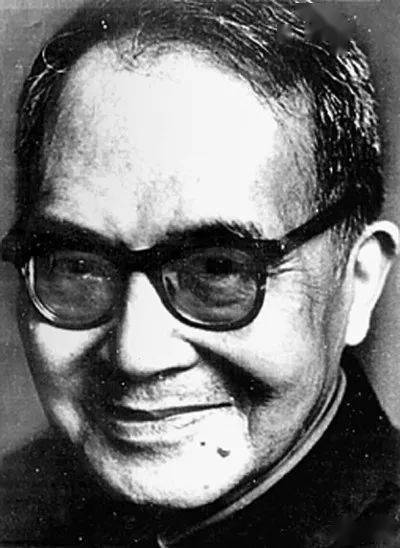 钱钟书:纵逸自如的治学气派为文风范