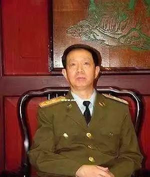 建国后第一位遇刺的高级干部儿媳少将儿子中将亲家开国上将