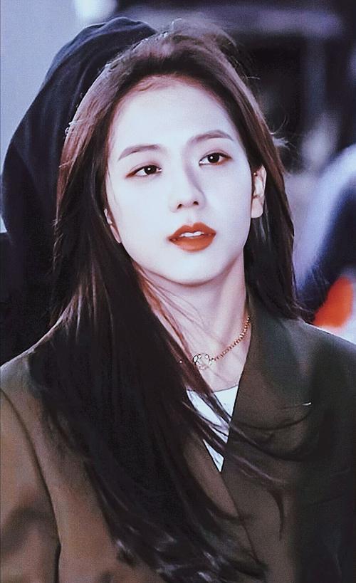 孙一宁好看还是金智秀