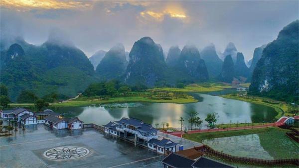 本次旅游文化展示周主办地在钟山县红色古镇英家,这里是广西的革命