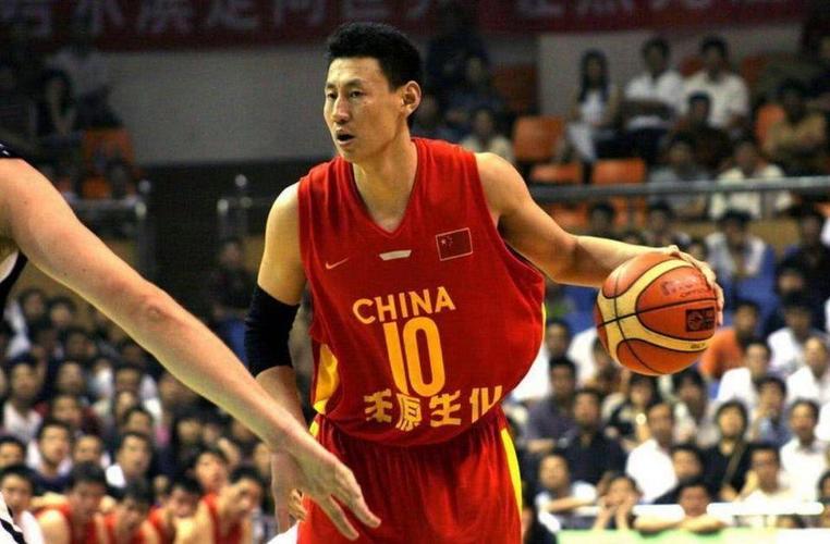 中国男篮历届队长,你认识几个,当年老将压阵,如今新人