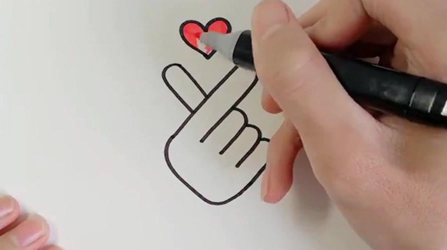 教你用字母y画超简单的比心简笔画