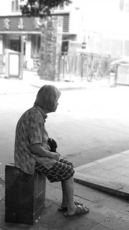 你拍过最孤独的照片是哪张?