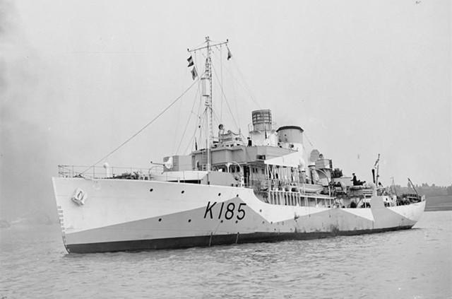 二战英国花级护卫舰,德军有u艇狼群,英国有花级土狗群